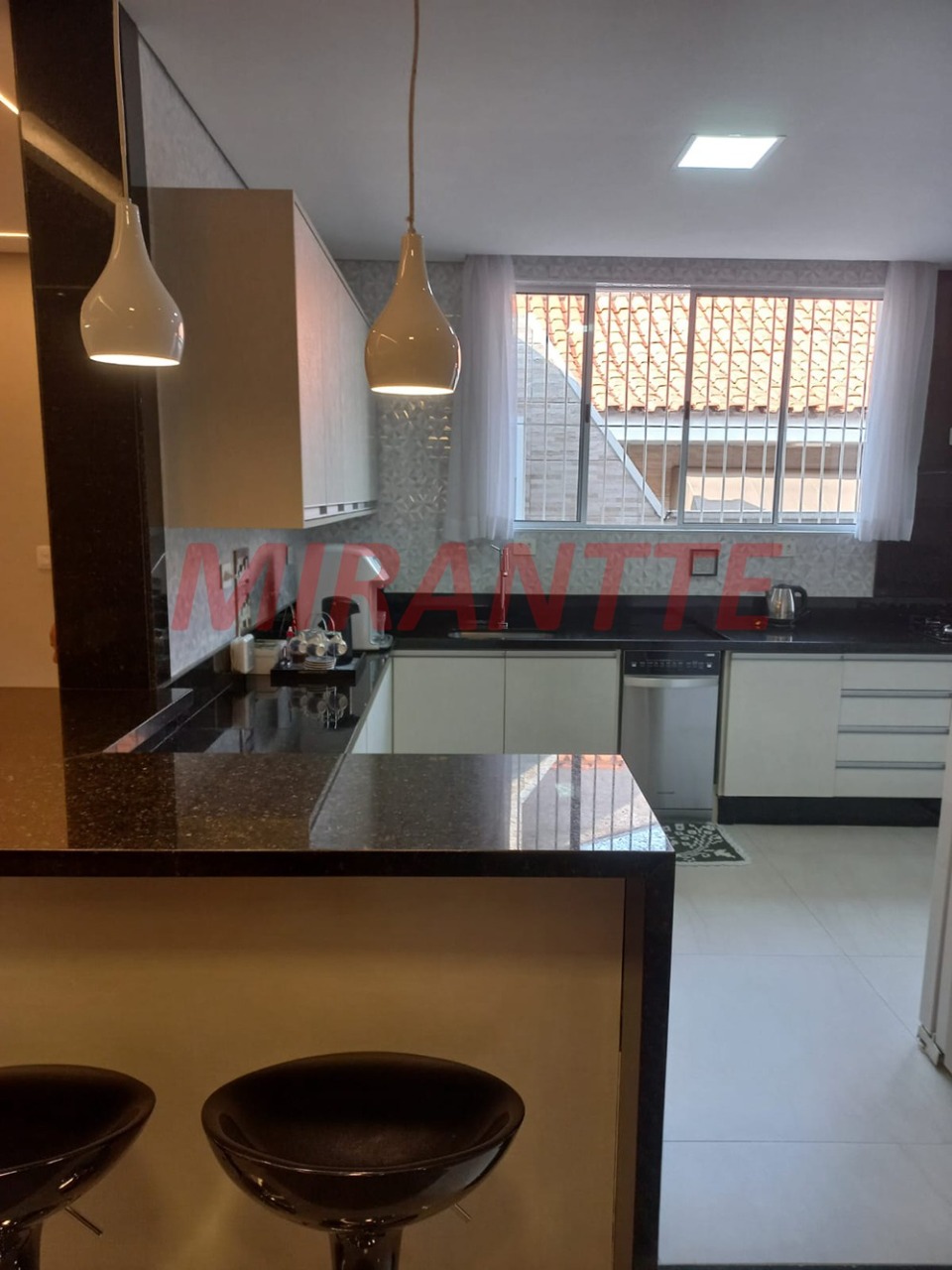 Casa terrea de 191m² com 2 quartos em Vila Pedro Moreira