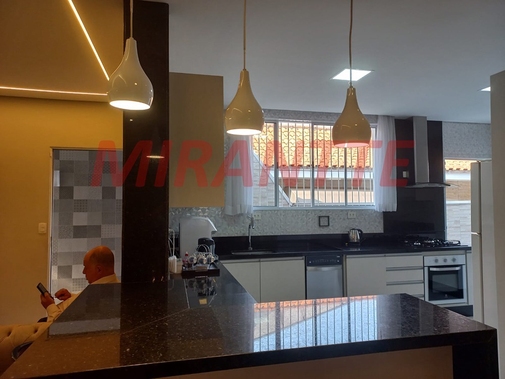 Casa terrea de 191m² com 2 quartos em Vila Pedro Moreira