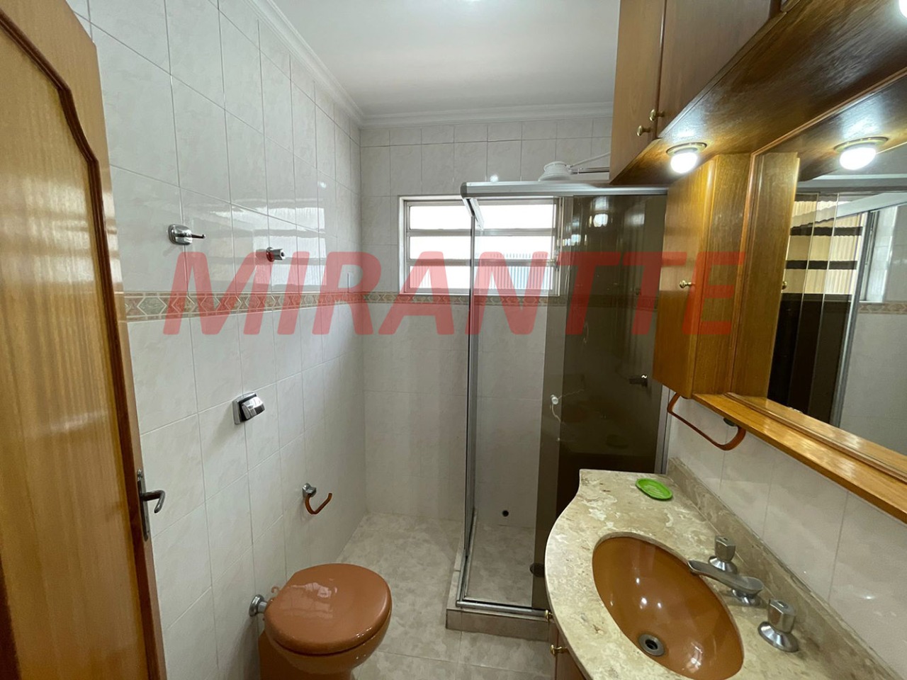 Sobrado de 200m² com 4 quartos em Vila Irmaos Arnoni