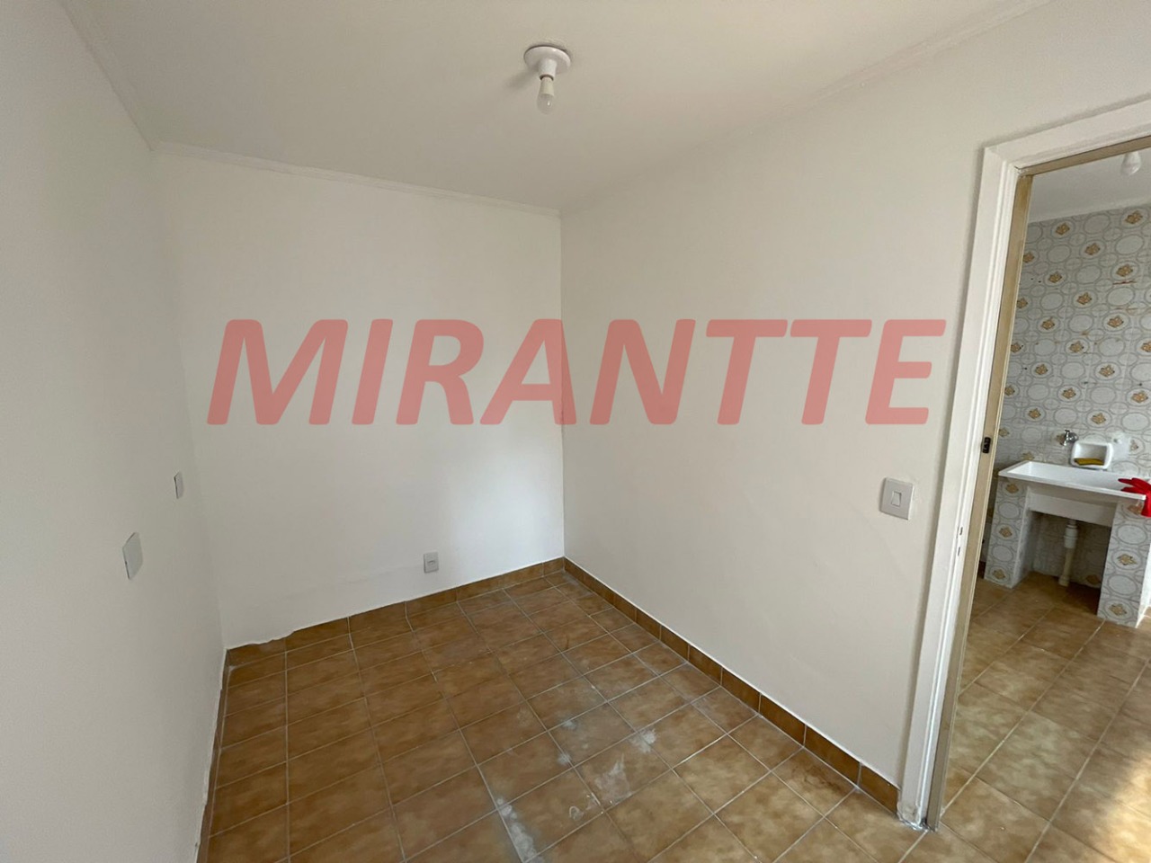 Sobrado de 200m² com 4 quartos em Vila Irmaos Arnoni