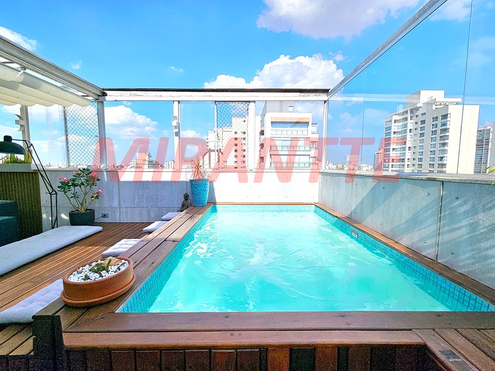 Cobertura de 239m² com 4 quartos em Campo Belo