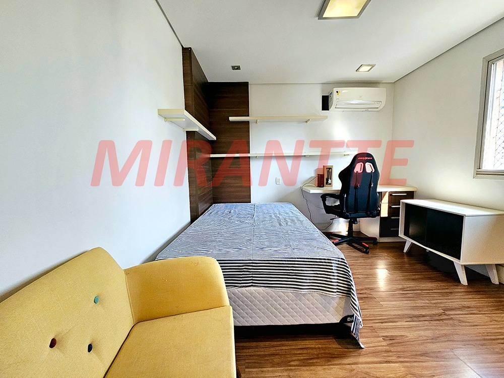 Cobertura de 239m² com 4 quartos em Campo Belo