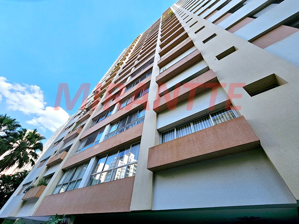 Cobertura de 239m² com 4 quartos em Campo Belo