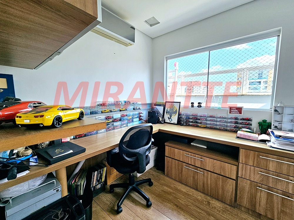Cobertura de 239m² com 4 quartos em Campo Belo