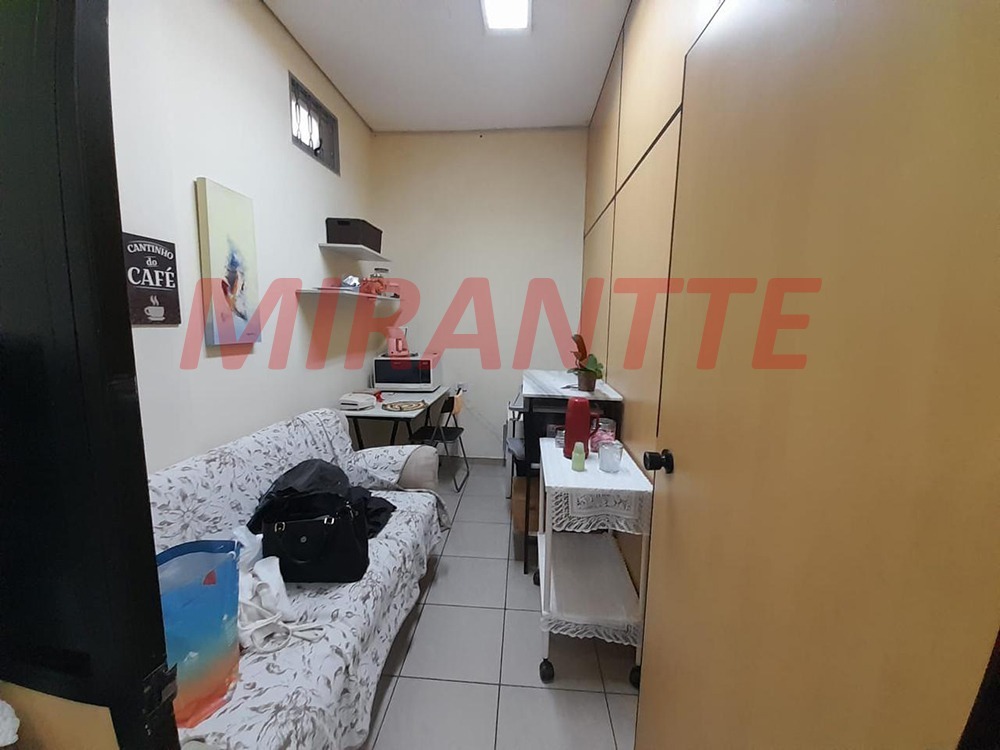 Comercial de 222m² em Vila Baruel