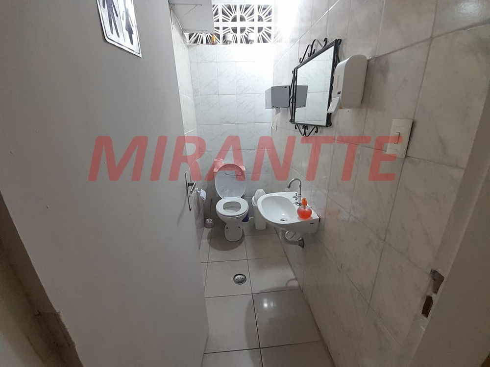Comercial de 222m² em Vila Baruel