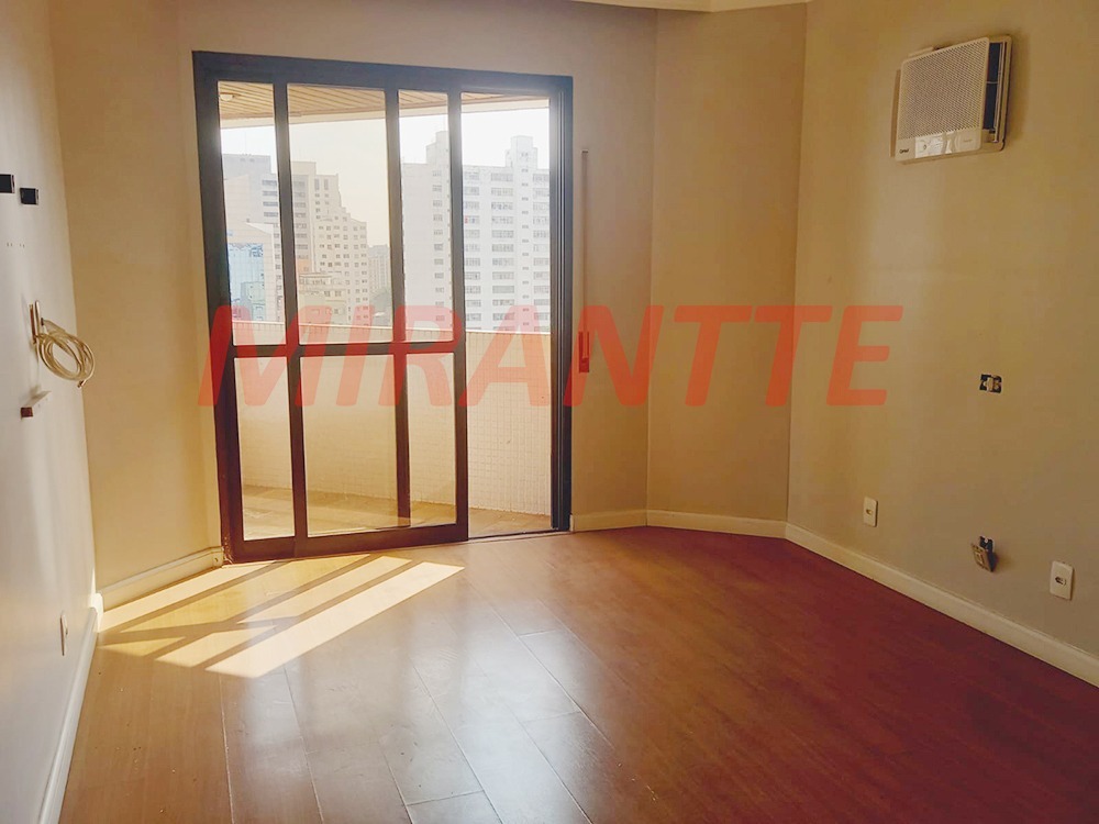 Apartamento de 207m² com 4 quartos em Perdizes