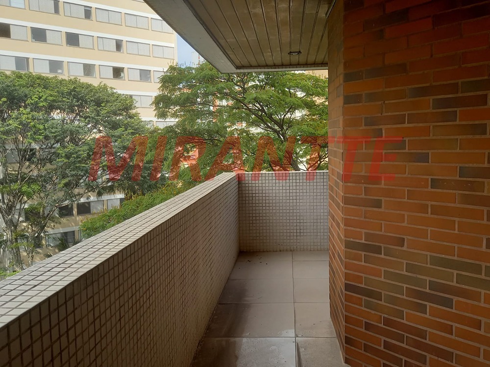 Apartamento de 207m² com 4 quartos em Perdizes