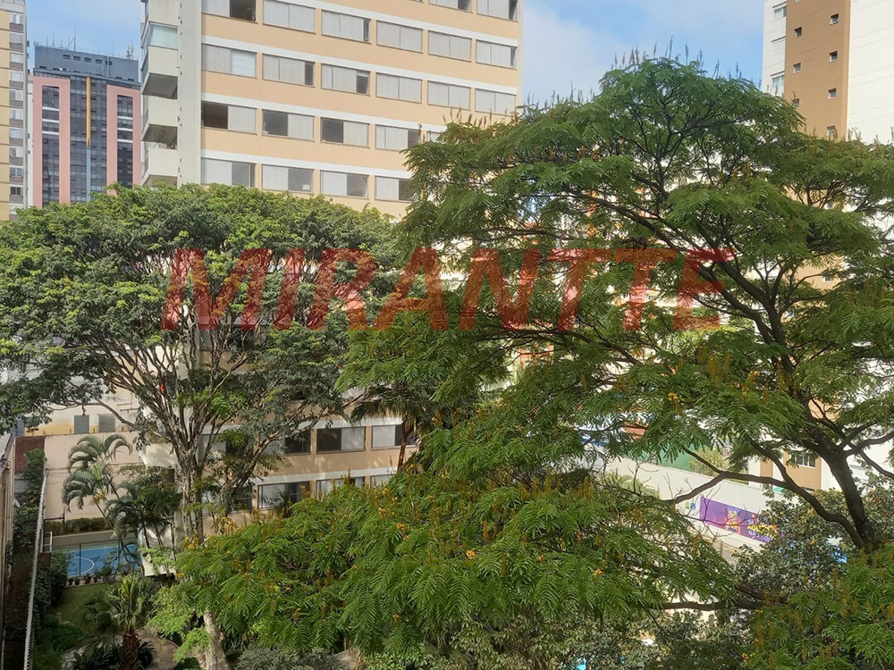 Apartamento de 207m² com 4 quartos em Perdizes
