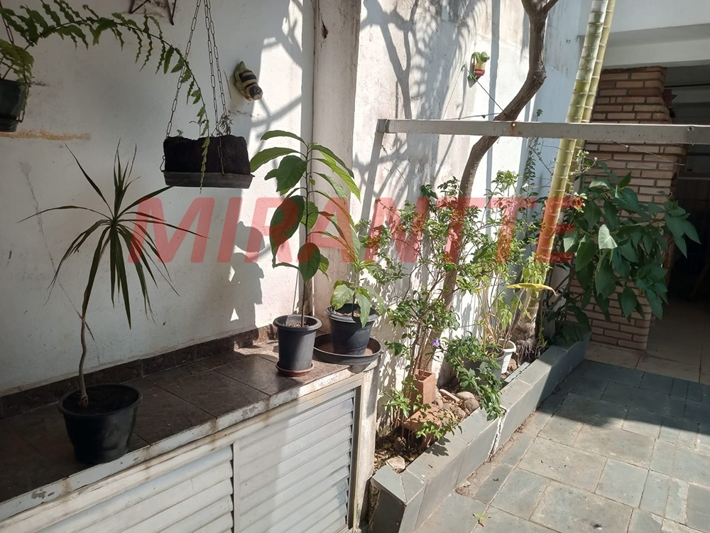Casa terrea de 230m² com 3 quartos em Imirim