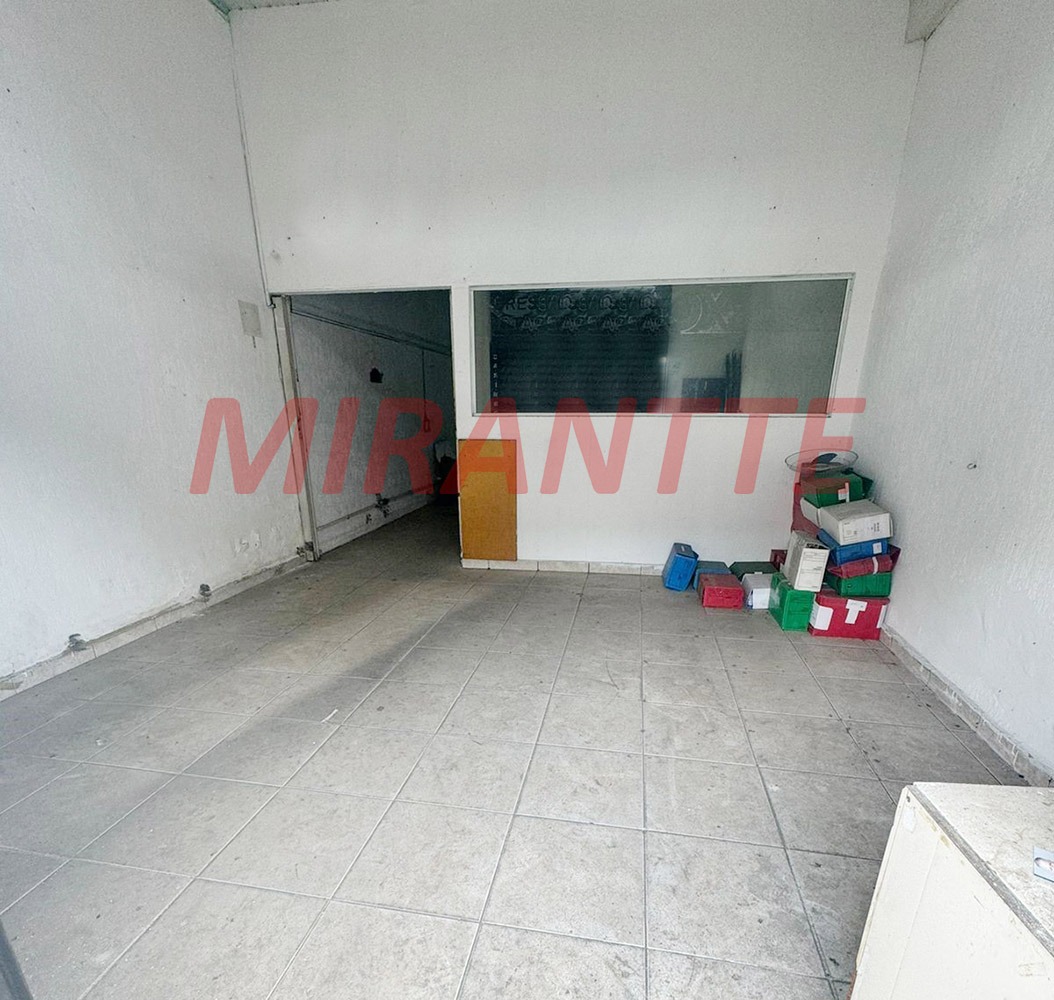 Galpao de 239.25m² em Santana