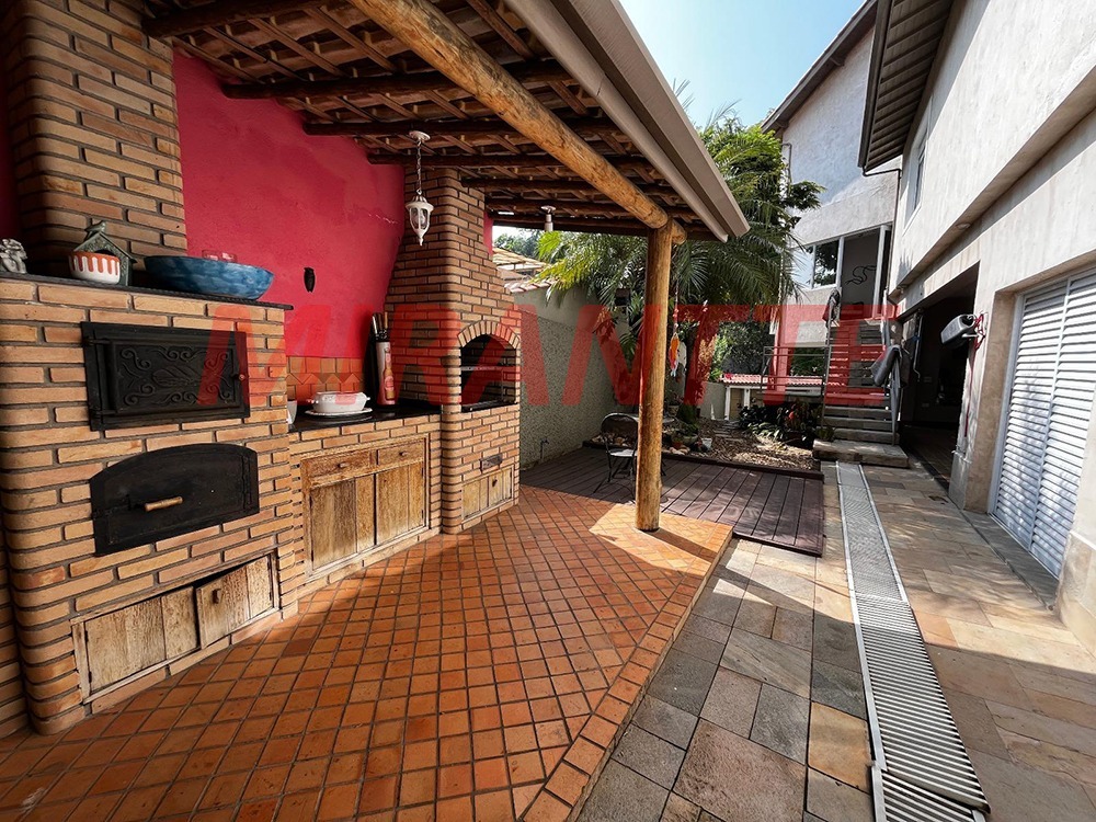 Sobrado de 260m² com 4 quartos em Tucuruvi