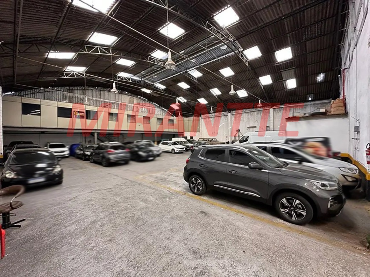 Galpao de 876m² em Limão