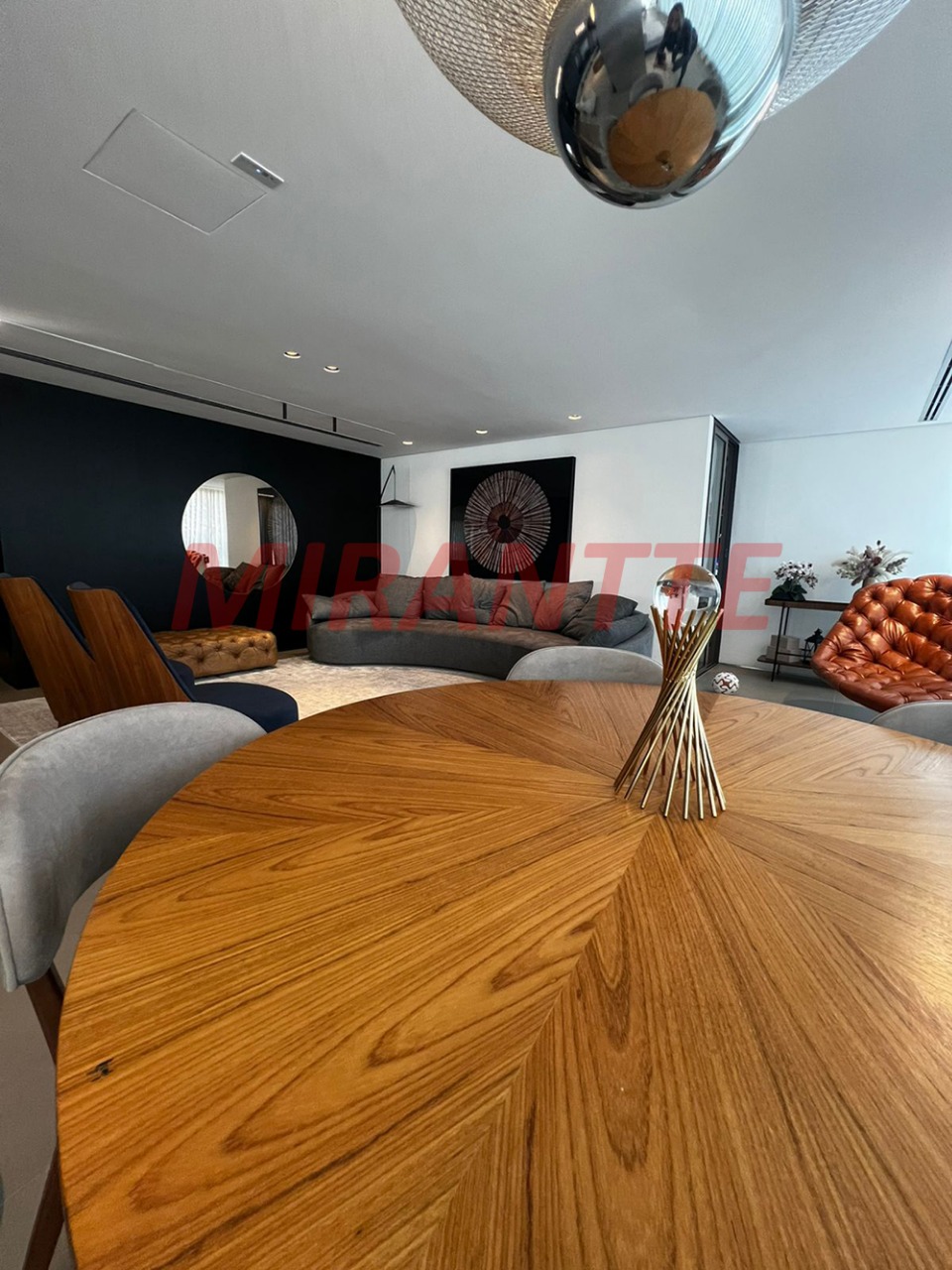 Apartamento de 255m² com 4 quartos em Santana