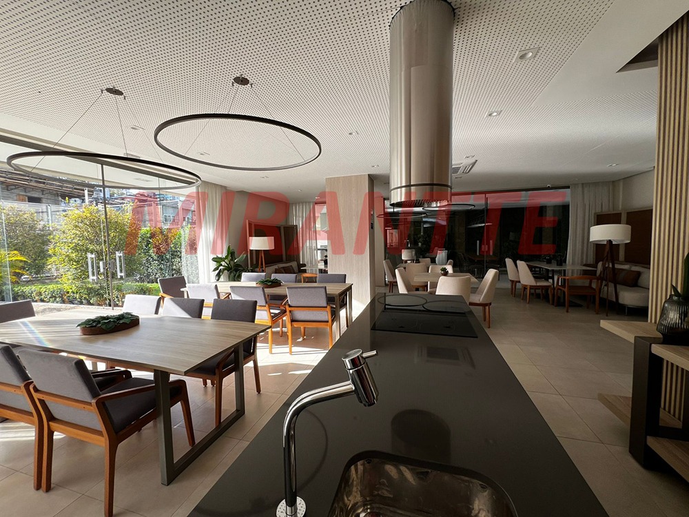 Apartamento de 255m² com 4 quartos em Santana