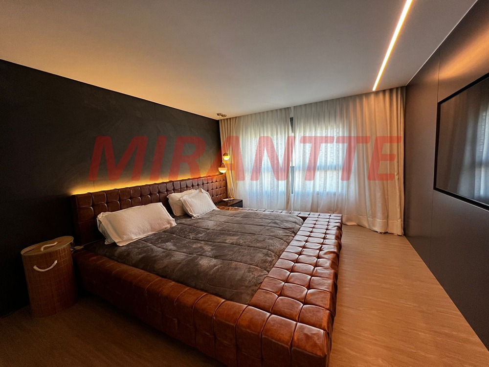 Apartamento de 255m² com 4 quartos em Santana