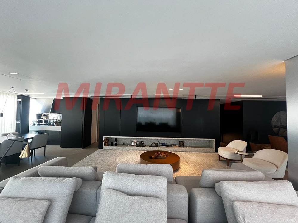Apartamento de 255m² com 4 quartos em Santana