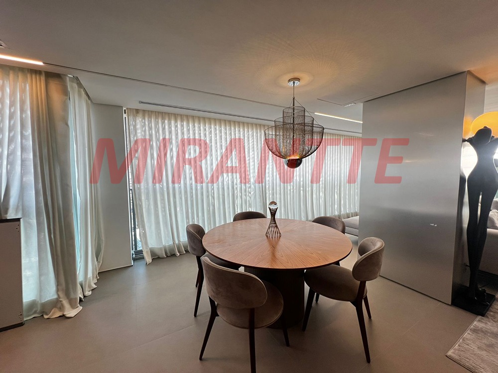 Apartamento de 255m² com 4 quartos em Santana