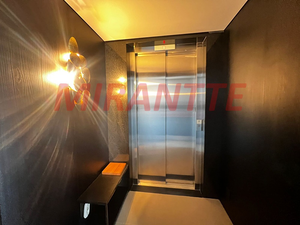 Apartamento de 255m² com 4 quartos em Santana