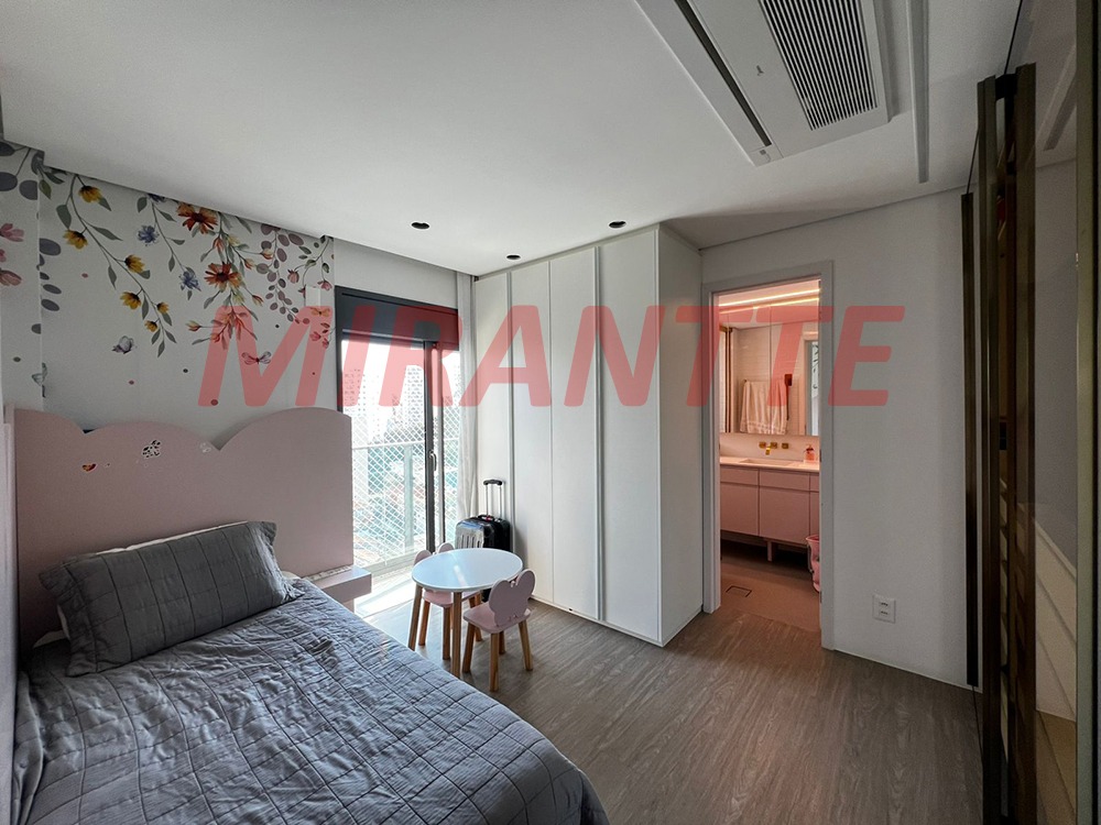 Apartamento de 255m² com 4 quartos em Santana