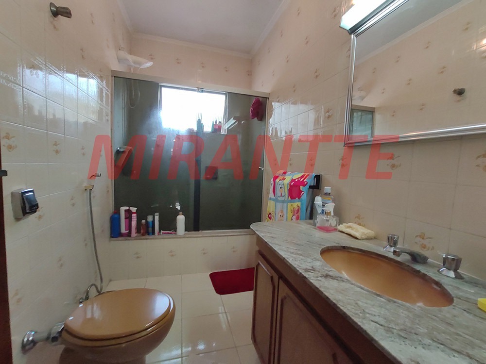 Sobrado de 221m² com 3 quartos em Vila Irmaos Arnoni