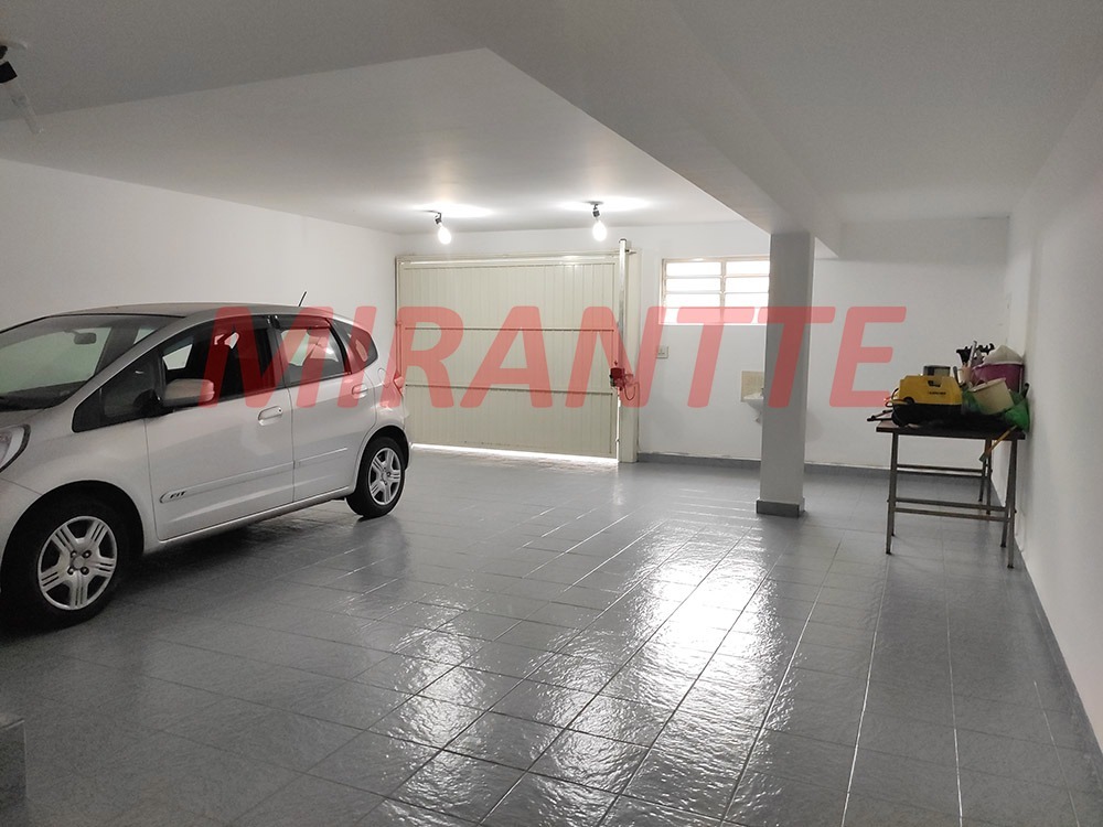 Sobrado de 221m² com 3 quartos em Vila Irmaos Arnoni