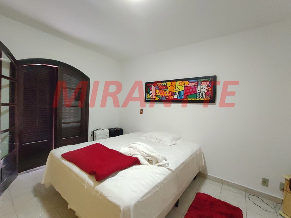 Sobrado de 221m² com 3 quartos em Vila Irmaos Arnoni