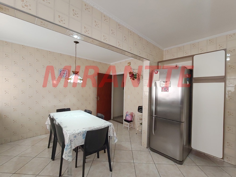 Sobrado de 221m² com 3 quartos em Vila Irmaos Arnoni