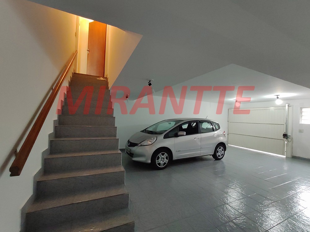 Sobrado de 221m² com 3 quartos em Vila Irmaos Arnoni