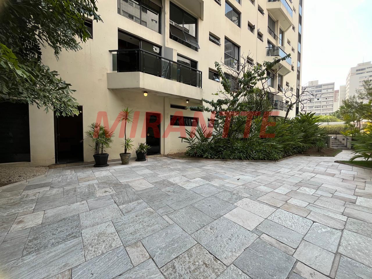 Apartamento de 72m² com 1 quartos em Paraíso