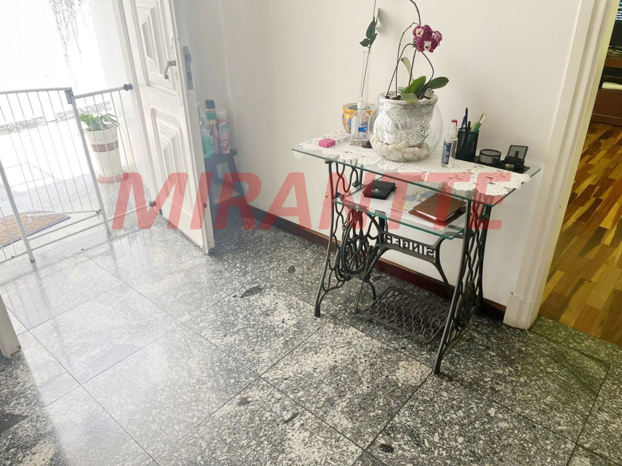 Sobrado de 194m² com 4 quartos em Jardim França