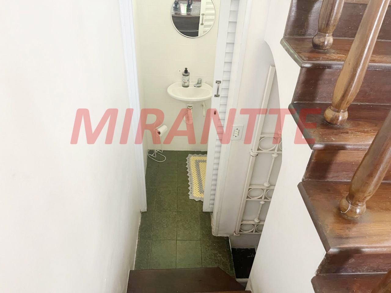 Sobrado de 194m² com 4 quartos em Jardim França