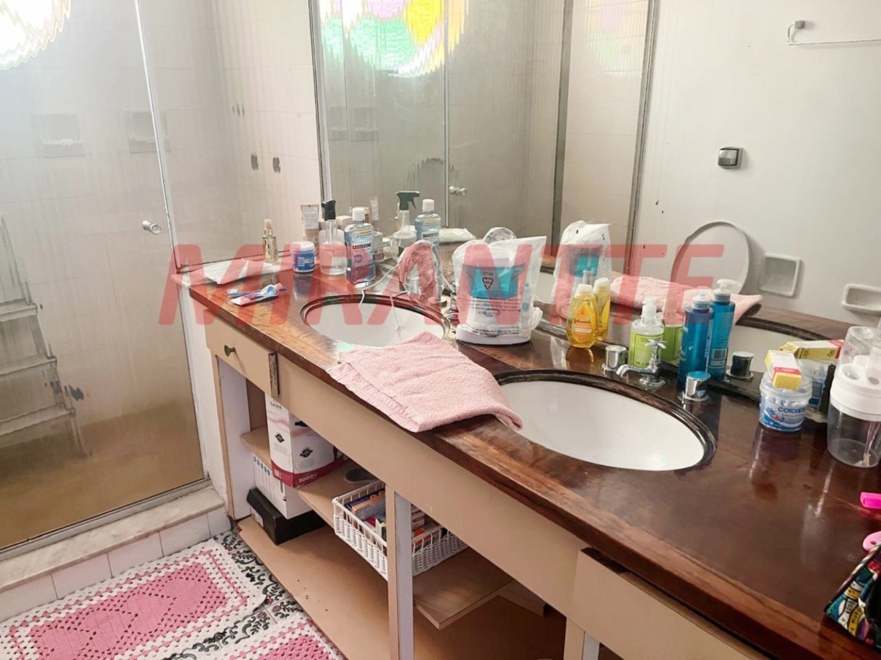 Sobrado de 194m² com 4 quartos em Jardim França
