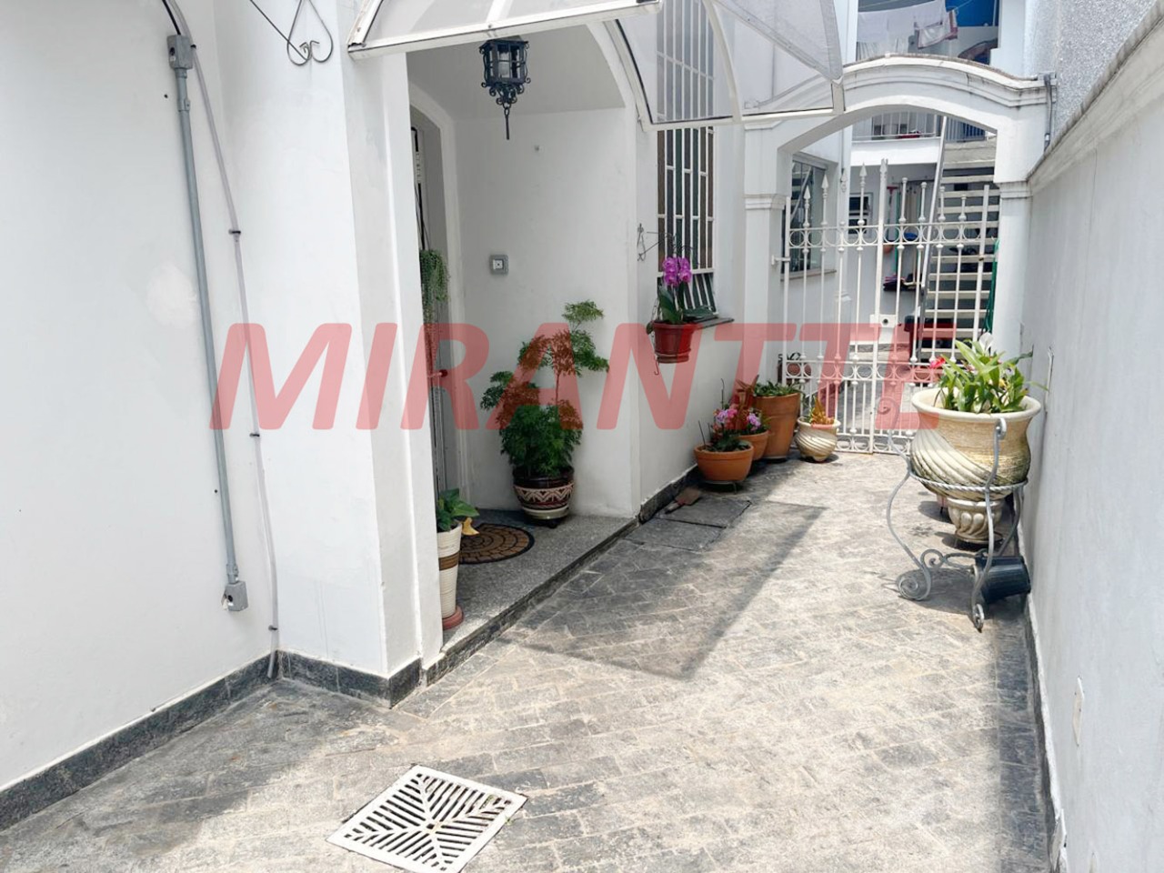 Sobrado de 194m² com 4 quartos em Jardim França