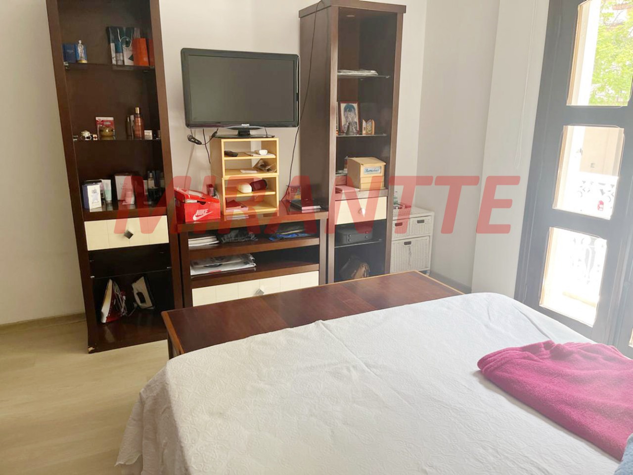 Sobrado de 194m² com 4 quartos em Jardim França