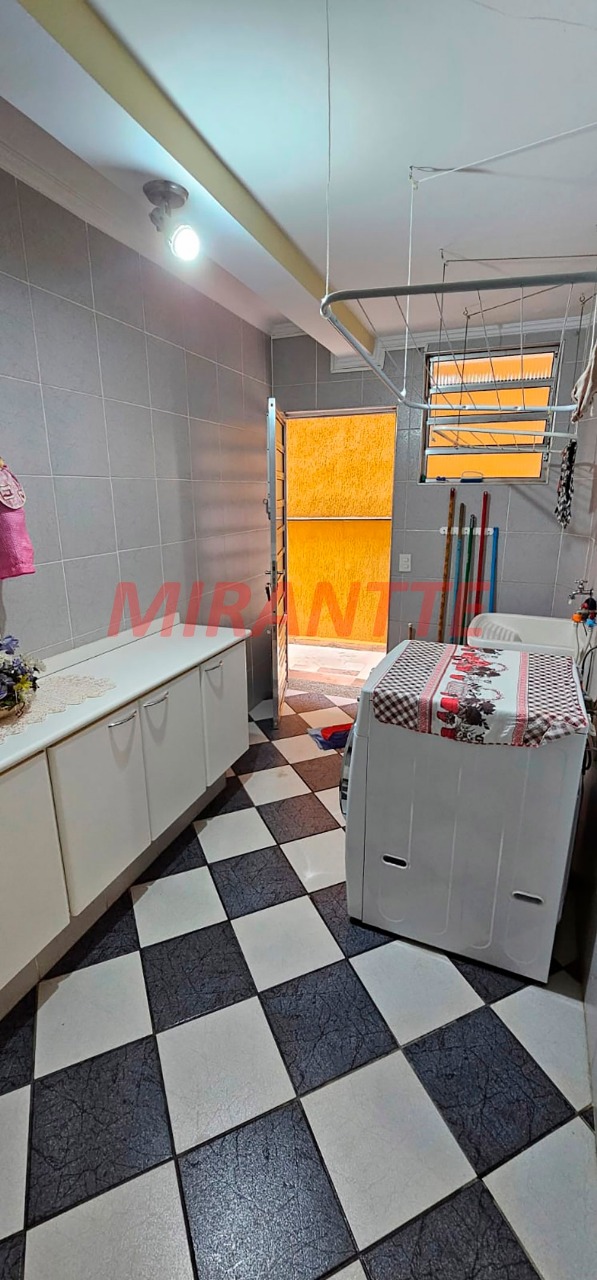 Sobrado de 308m² com 3 quartos em Vila Irmaos Arnoni