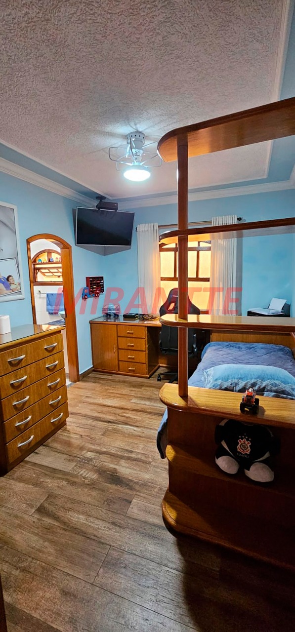 Sobrado de 308m² com 3 quartos em Vila Irmaos Arnoni