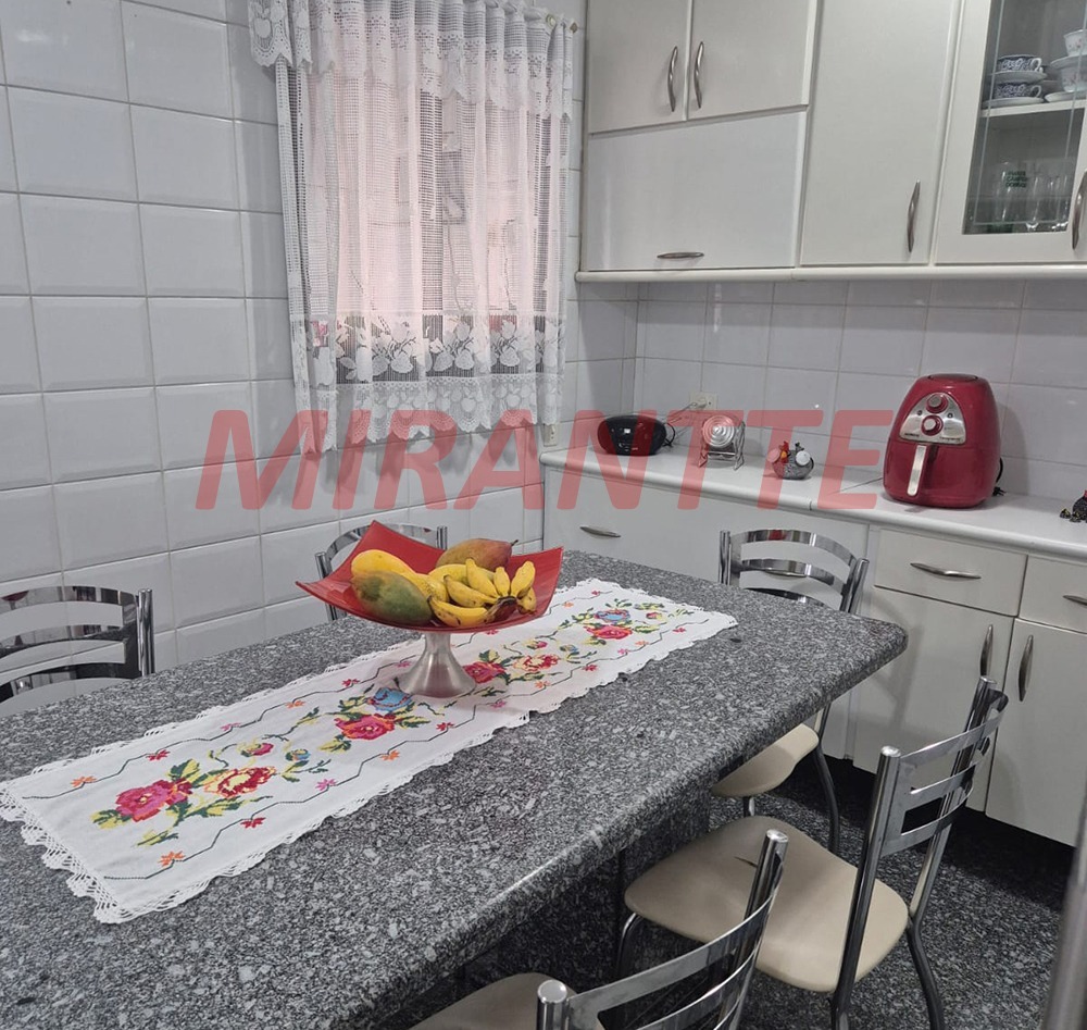 Apartamento de 140m² com 3 quartos em Santana