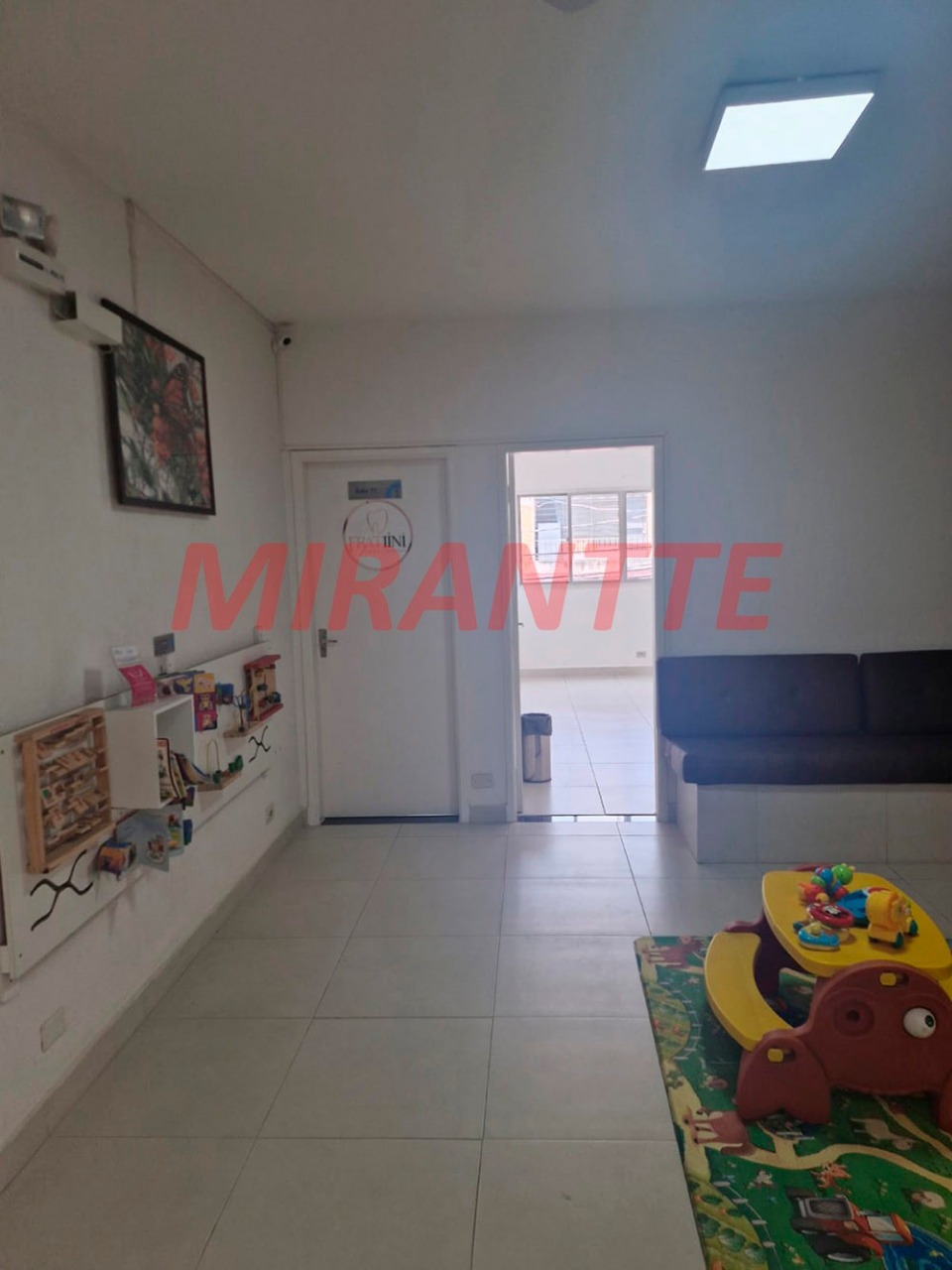 Comercial de 527.26m² em Vila Mazzei