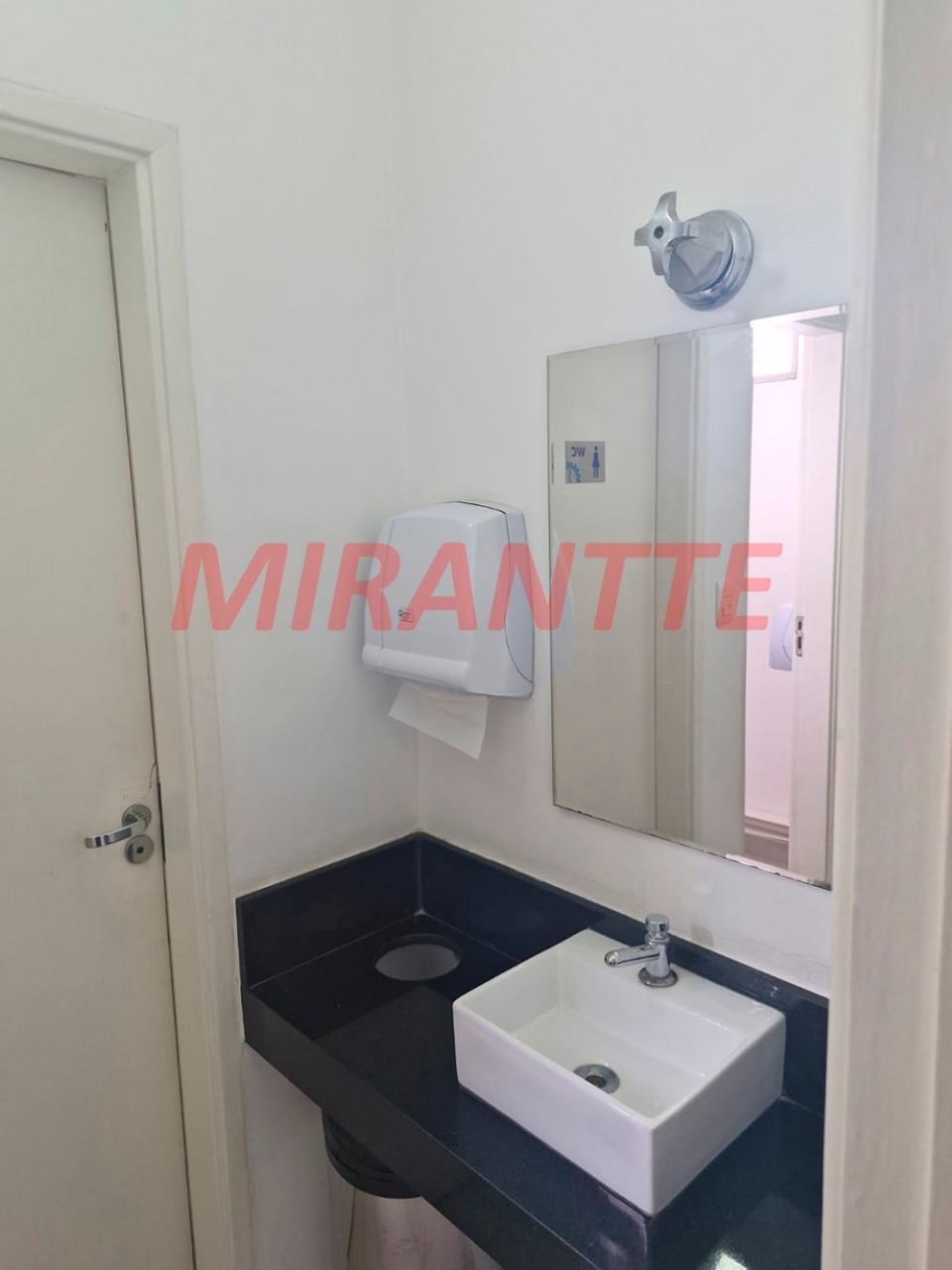 Comercial de 527.26m² em Vila Mazzei