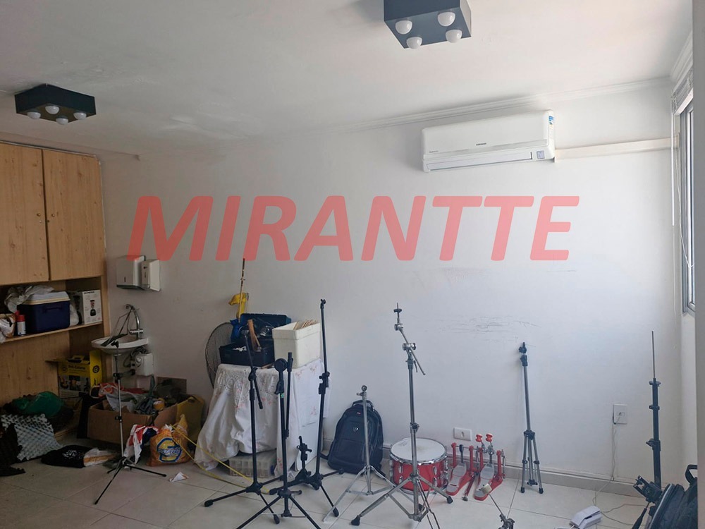 Comercial de 527.26m² em Vila Mazzei