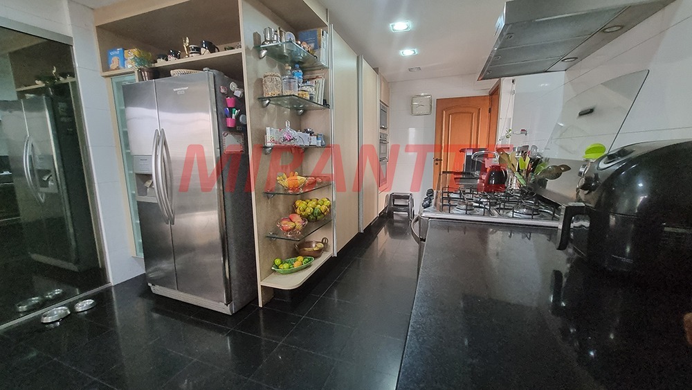 Apartamento de 220m² com 4 quartos em Tatuapé