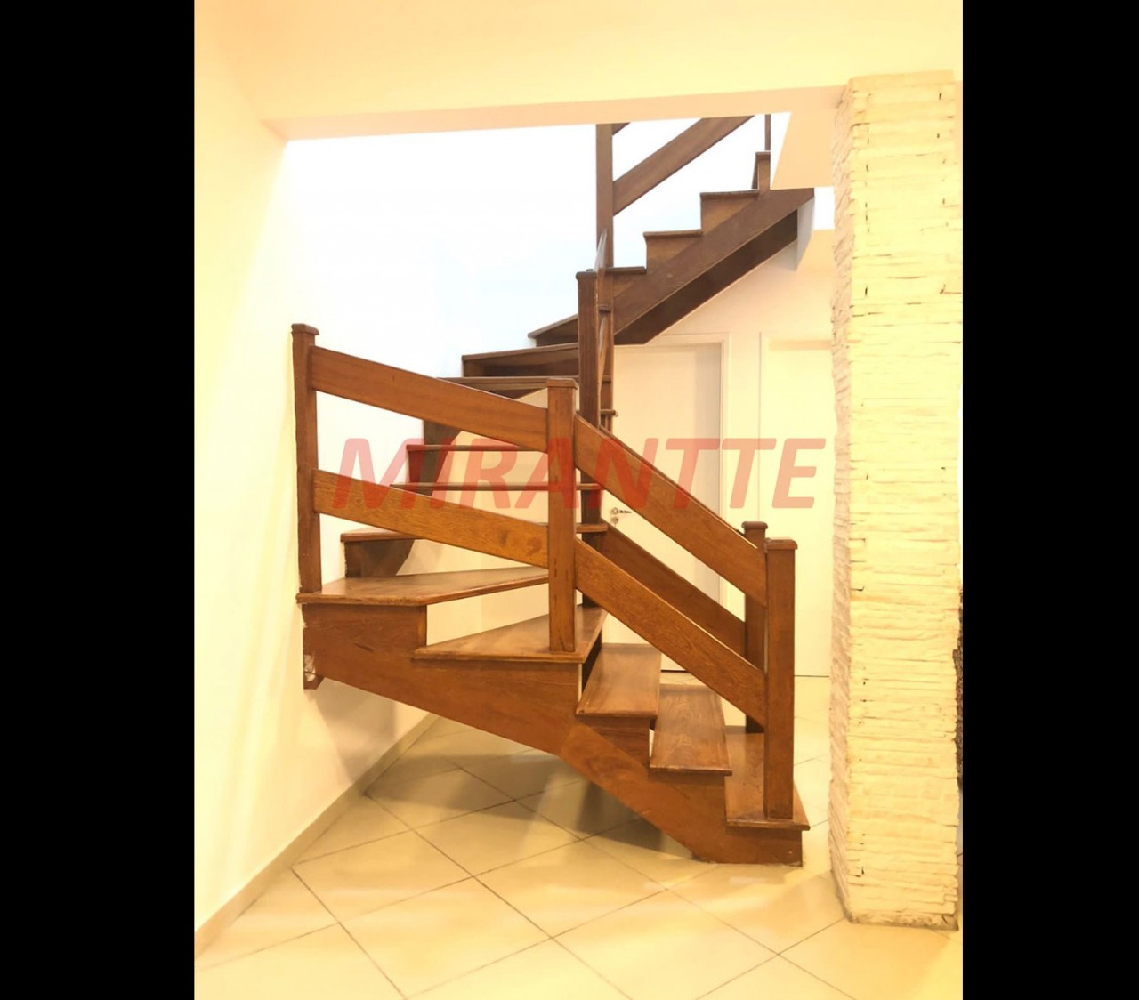 Cond. fechado de 108.88m² com 3 quartos em Jardim Leonor Mendes De Barros