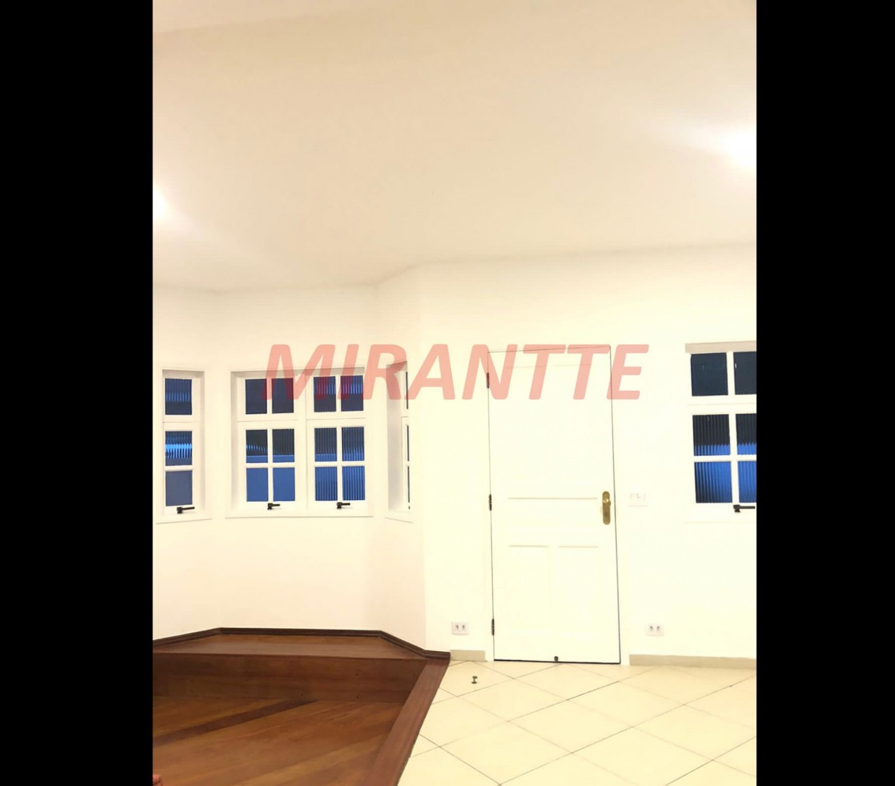 Cond. fechado de 108.88m² com 3 quartos em Jardim Leonor Mendes De Barros