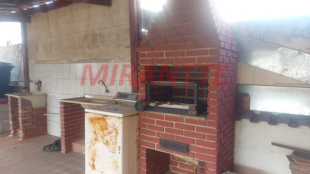 Sobrado de 126m² com 3 quartos em Gopoúva