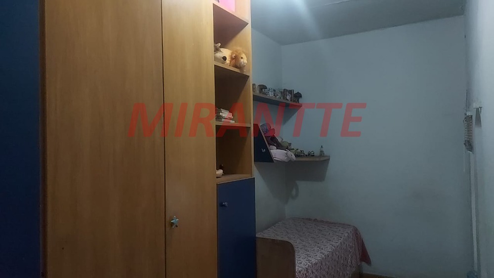 Sobrado de 126m² com 3 quartos em Gopoúva