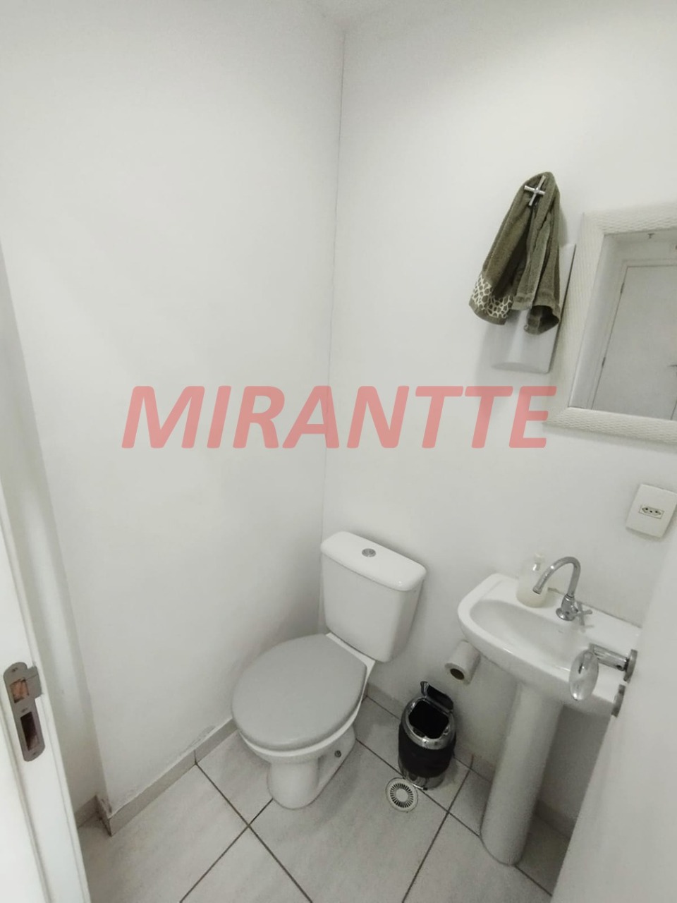 Conjunto comercial de 49m² em Santana