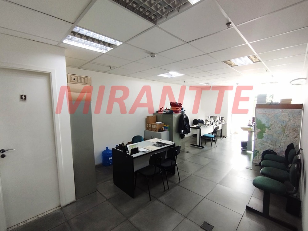 Conjunto comercial de 49m² em Santana