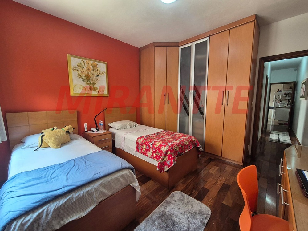 Casa terrea de 128m² com 3 quartos em Jardim Virginia Bianca
