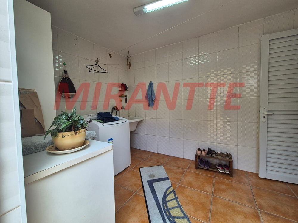 Casa terrea de 128m² com 3 quartos em Jardim Virginia Bianca